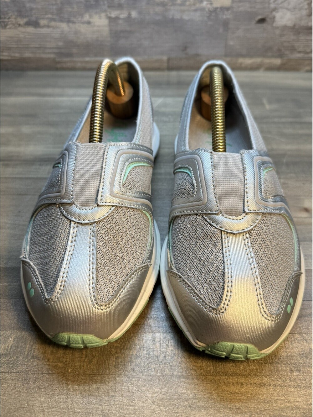Ryka Arbour Low Top Silver Mint Running Shoes Women’s Size 6.5w cp/sh6)